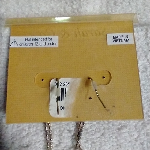 Long dangle wire rhinestone Pink bead goldtone Sarah & Co. Earrings - Picture 3 of 5